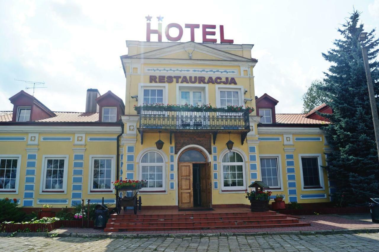 Dwor Dluzniewo Panzió Kültér fotó